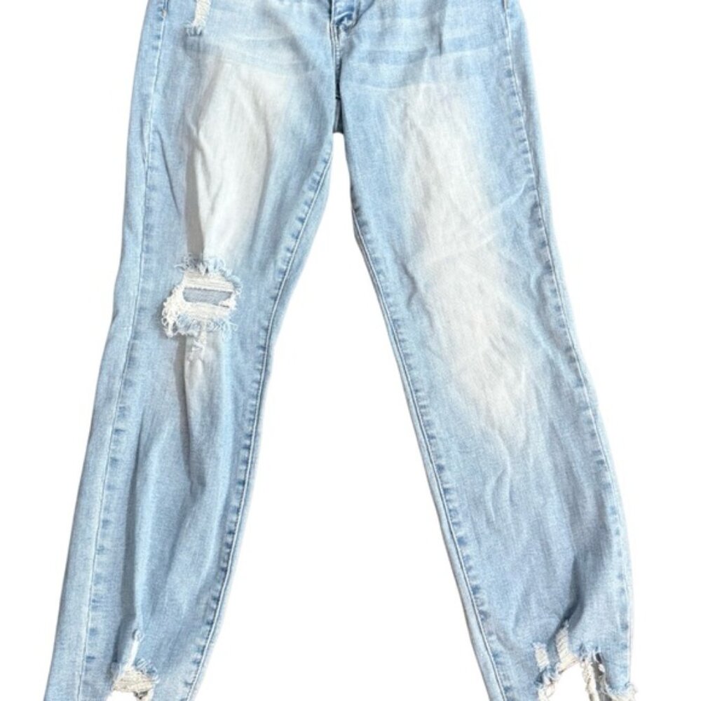Judy Blue Light Blue Frayed Ankle Jeans